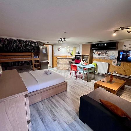 All In One Ground Floor With Terrace Next To Sea El Campello Exterior foto